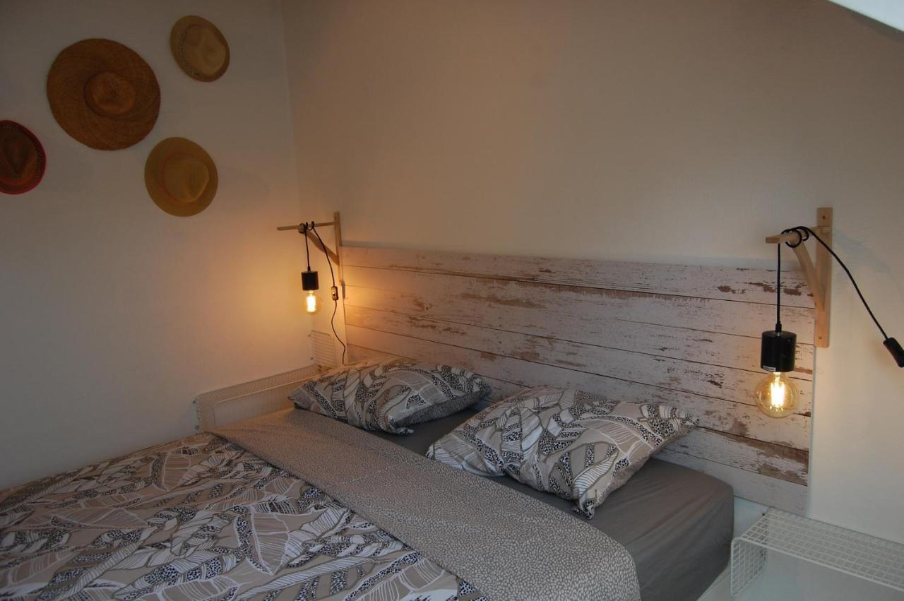 Appartement Fleurs Des Champs - Esc'Appart Rochefort Esterno foto